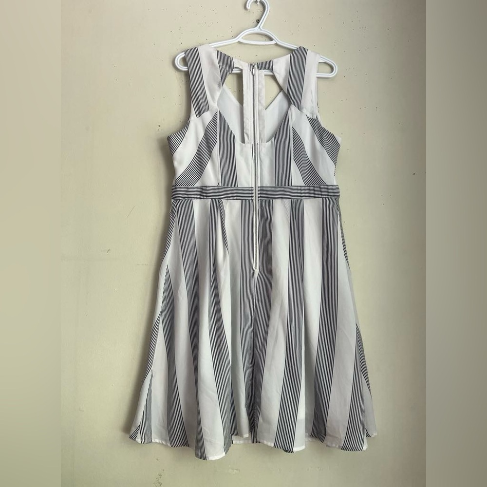 Ricki's Black and White A-Line Scoop Neck Dress - Picture 2 of 5
